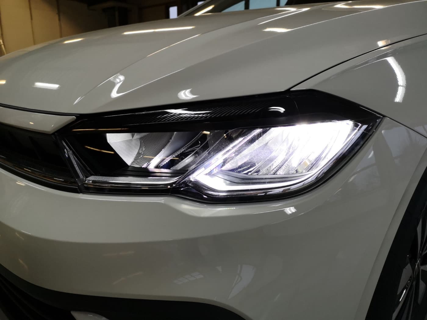 Volkswagen Polo MOVE 1.0 l TSI OPF  5-Gang Bild 16