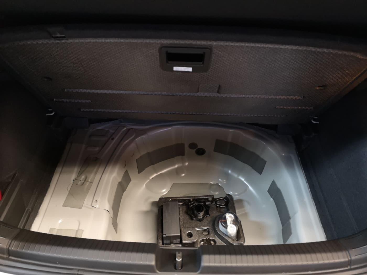 Volkswagen Polo MOVE 1.0 l TSI OPF  5-Gang Bild 17