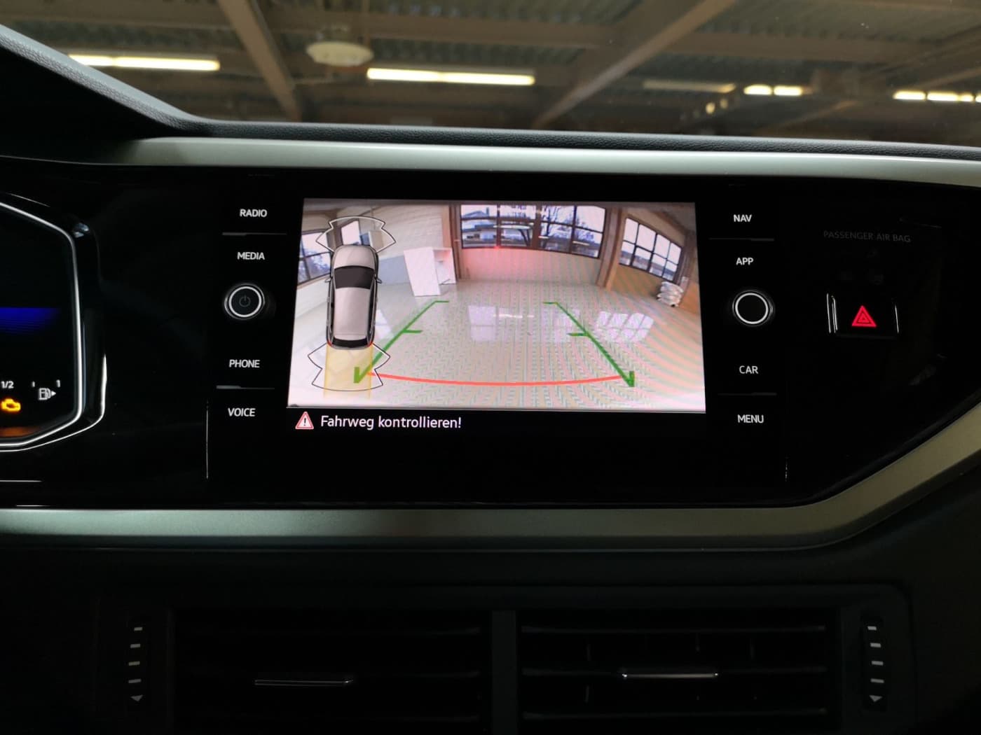 Volkswagen Polo MOVE 1.0 l TSI OPF  5-Gang Bild 22