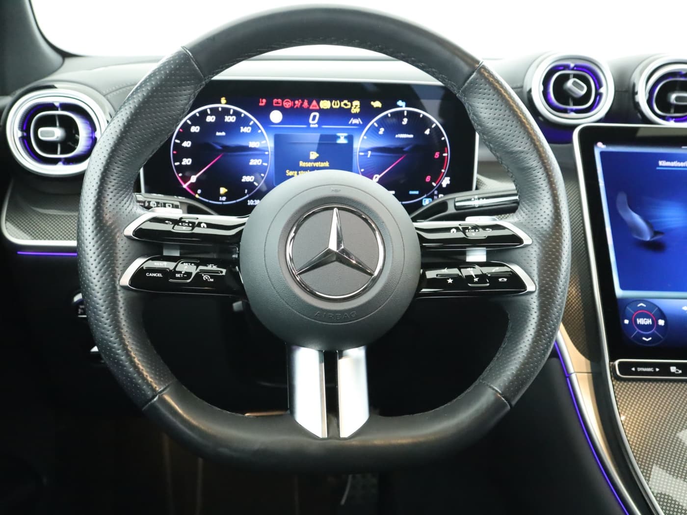 Mercedes-Benz GLC 300 d 4M Bild 11