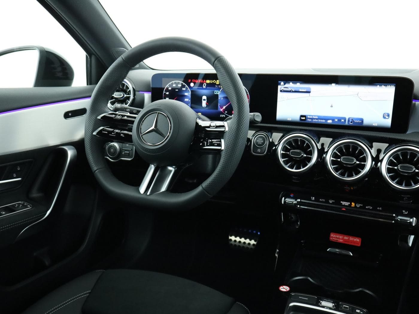 Mercedes-Benz A 220 d Bild 10