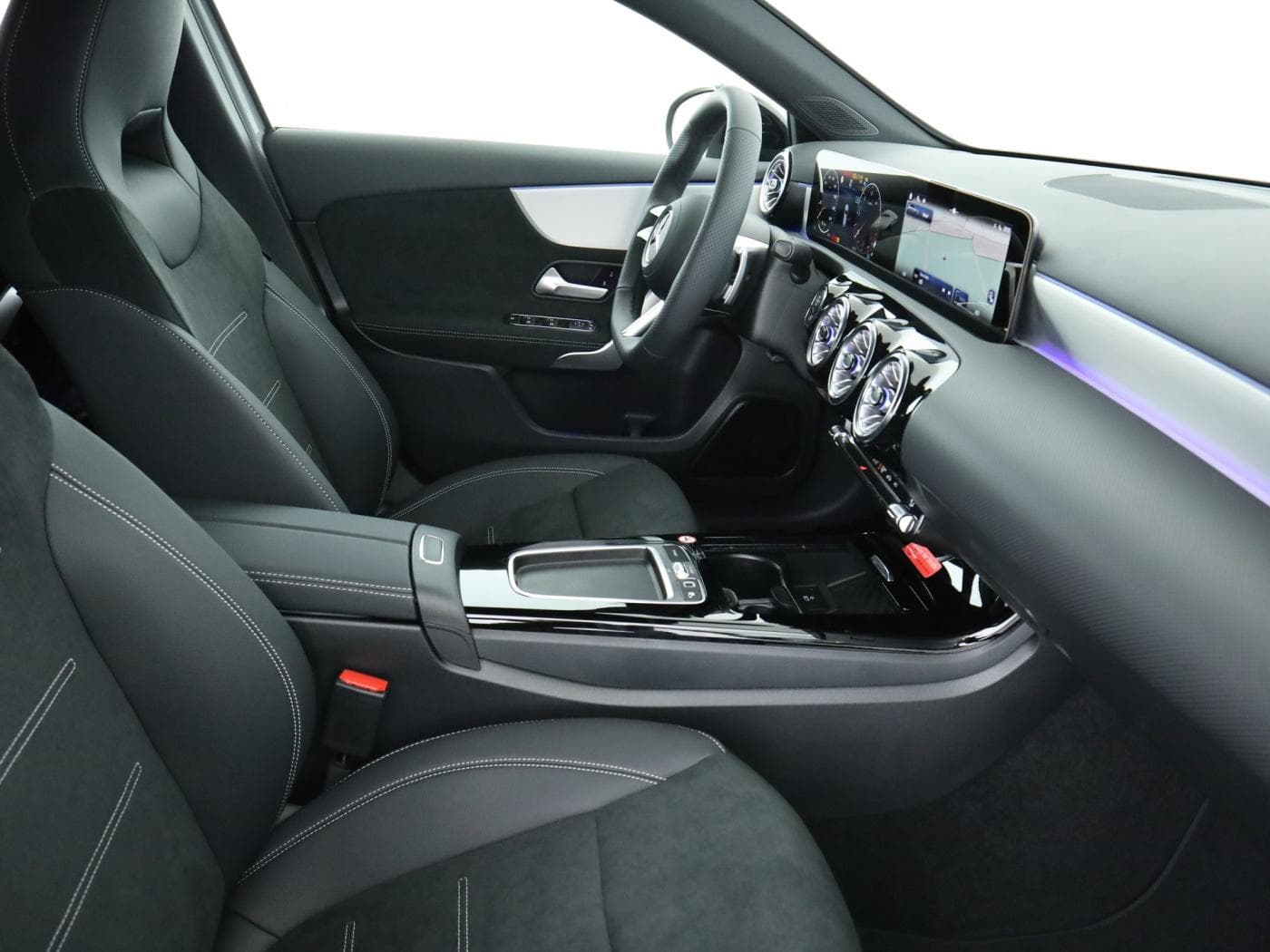 Mercedes-Benz A 220 d Bild 17