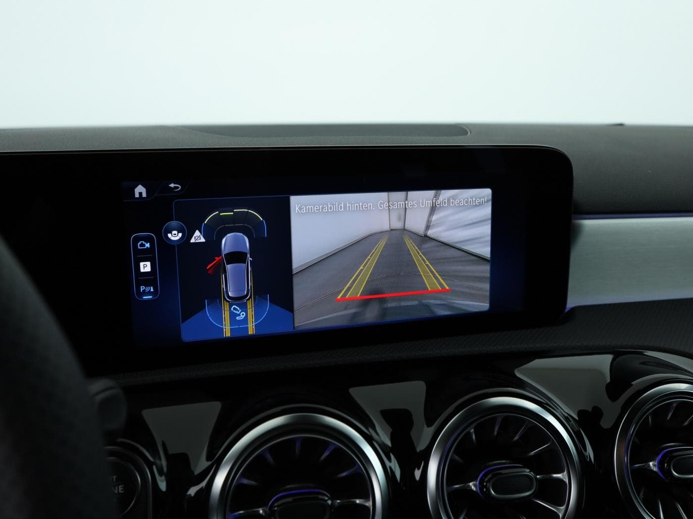 Mercedes-Benz A 220 d Bild 28