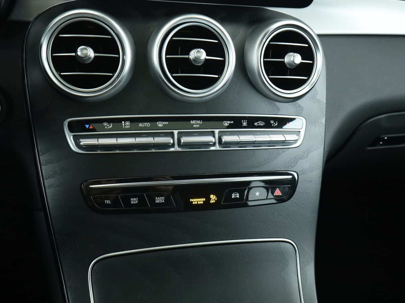 Mercedes-Benz GLC 300 e 4M Coup Bild 14