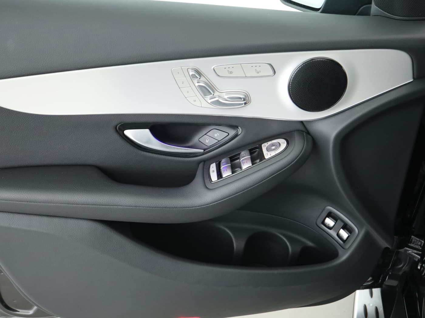 Mercedes-Benz GLC 300 e 4M Coup Bild 20