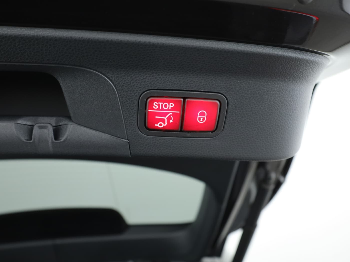 Mercedes-Benz GLC 300 e 4M Coup Bild 25