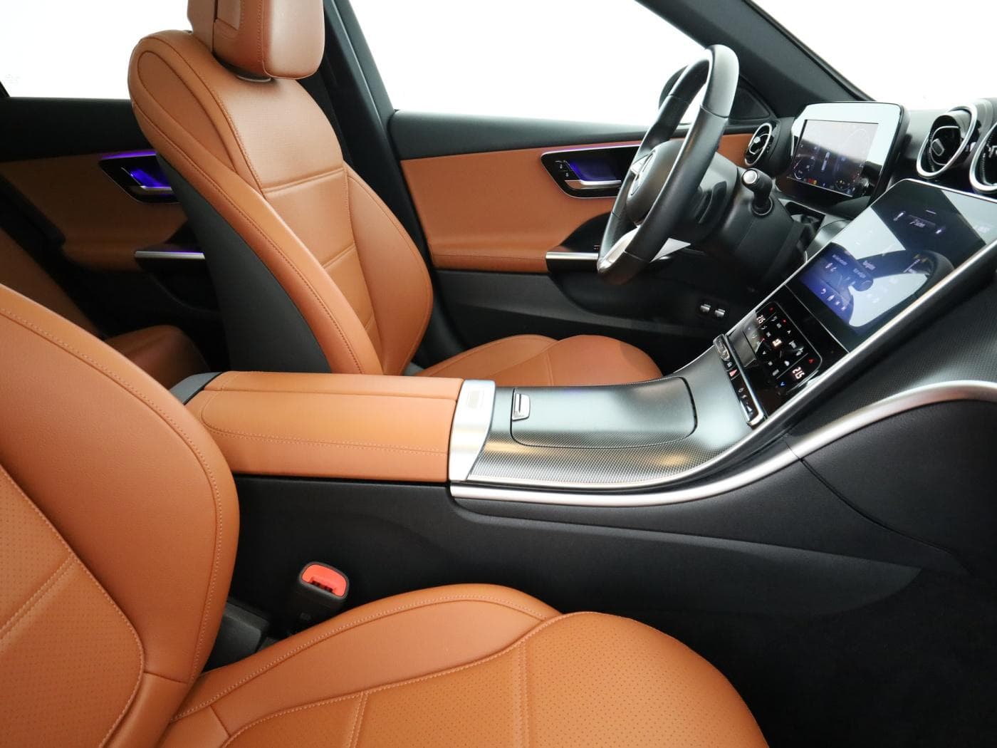 Mercedes-Benz C 300 e T Bild 17