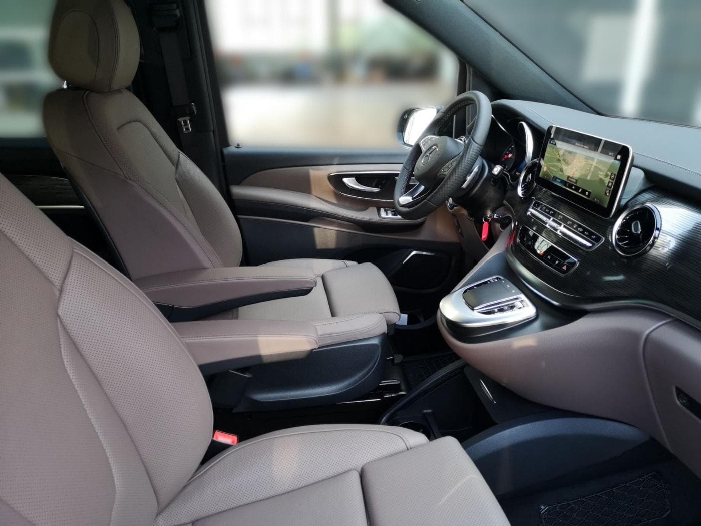 Mercedes-Benz V-Klasse V 300 d AVANTGARDE EDITION Lang Bild 8