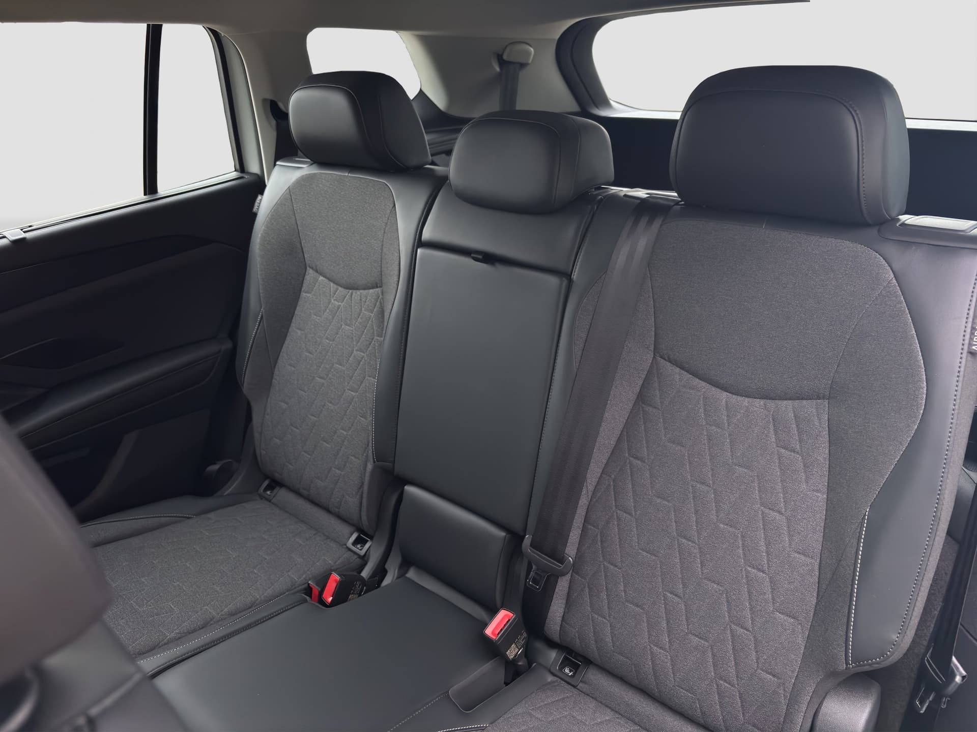 Volkswagen Tayron Life 2.0 TDI 193 PS 4-M AHK ACC Kamera Bild 13