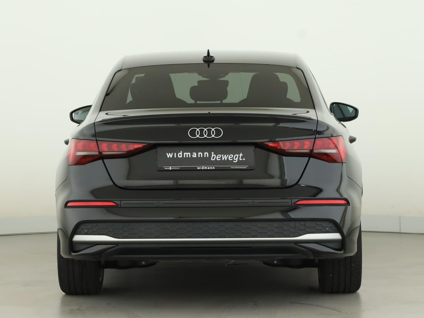 Audi A3 Lim 35 2.0 TDI Bild 4