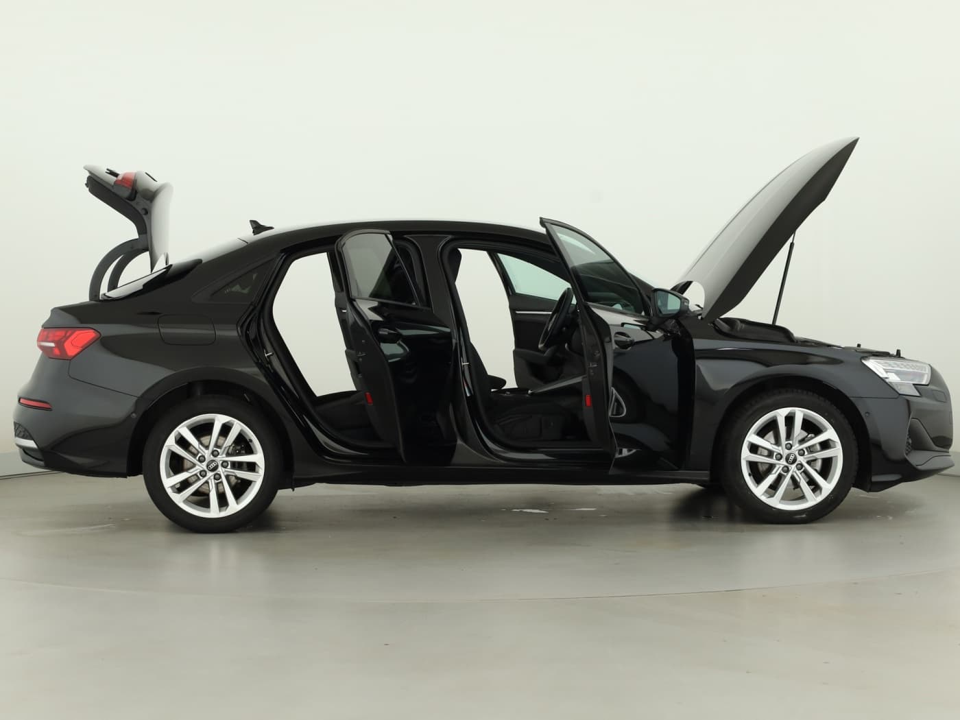 Audi A3 Lim 35 2.0 TDI Bild 8
