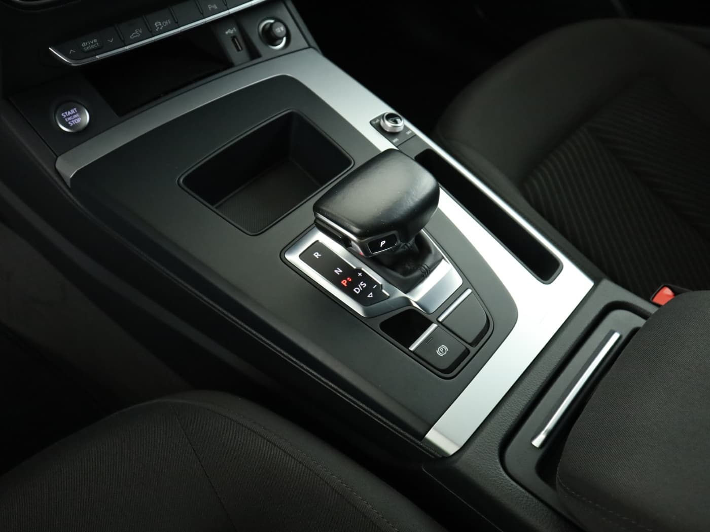 Audi Q5 50 TFSI e quattro basis Bild 15