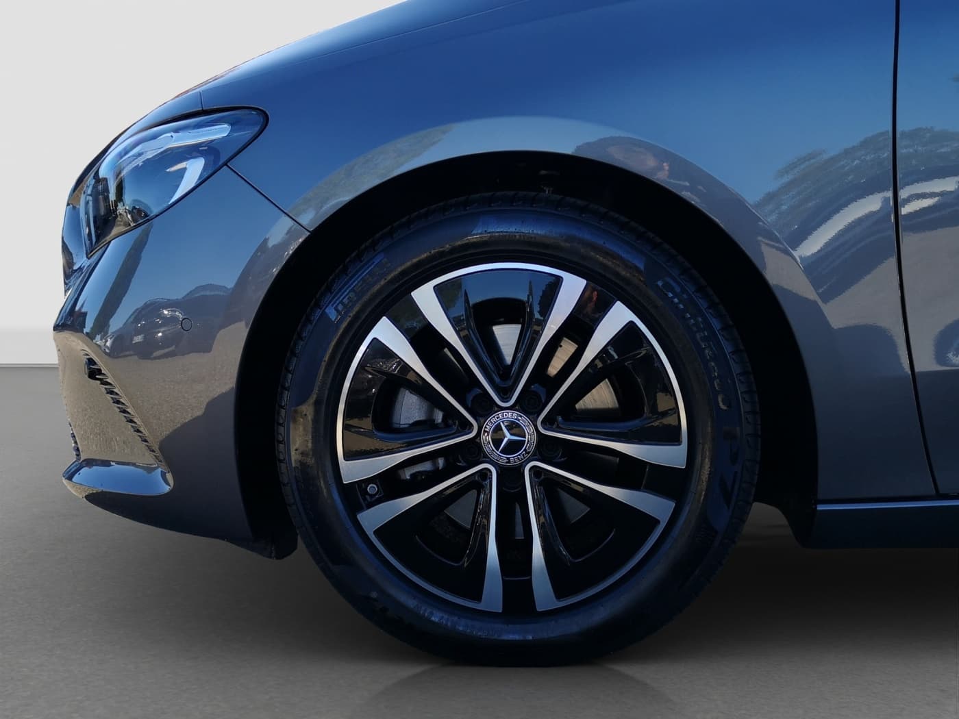 Mercedes-Benz B 180 Bild 19