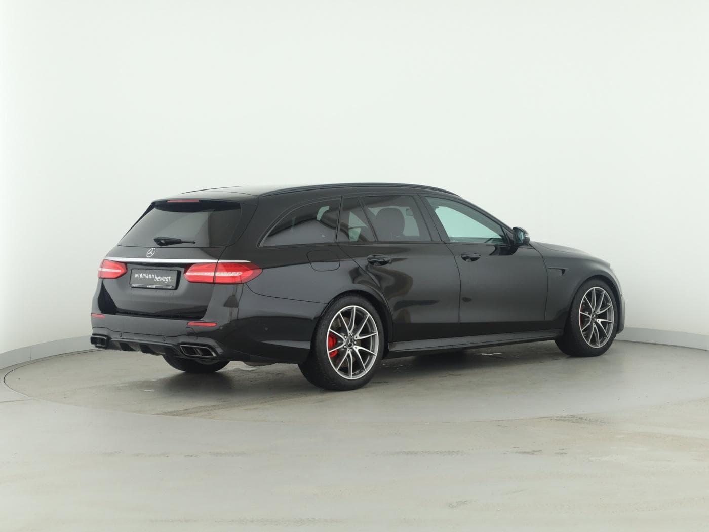Mercedes-Benz E 63 S AMG T 4M+ Bild 6