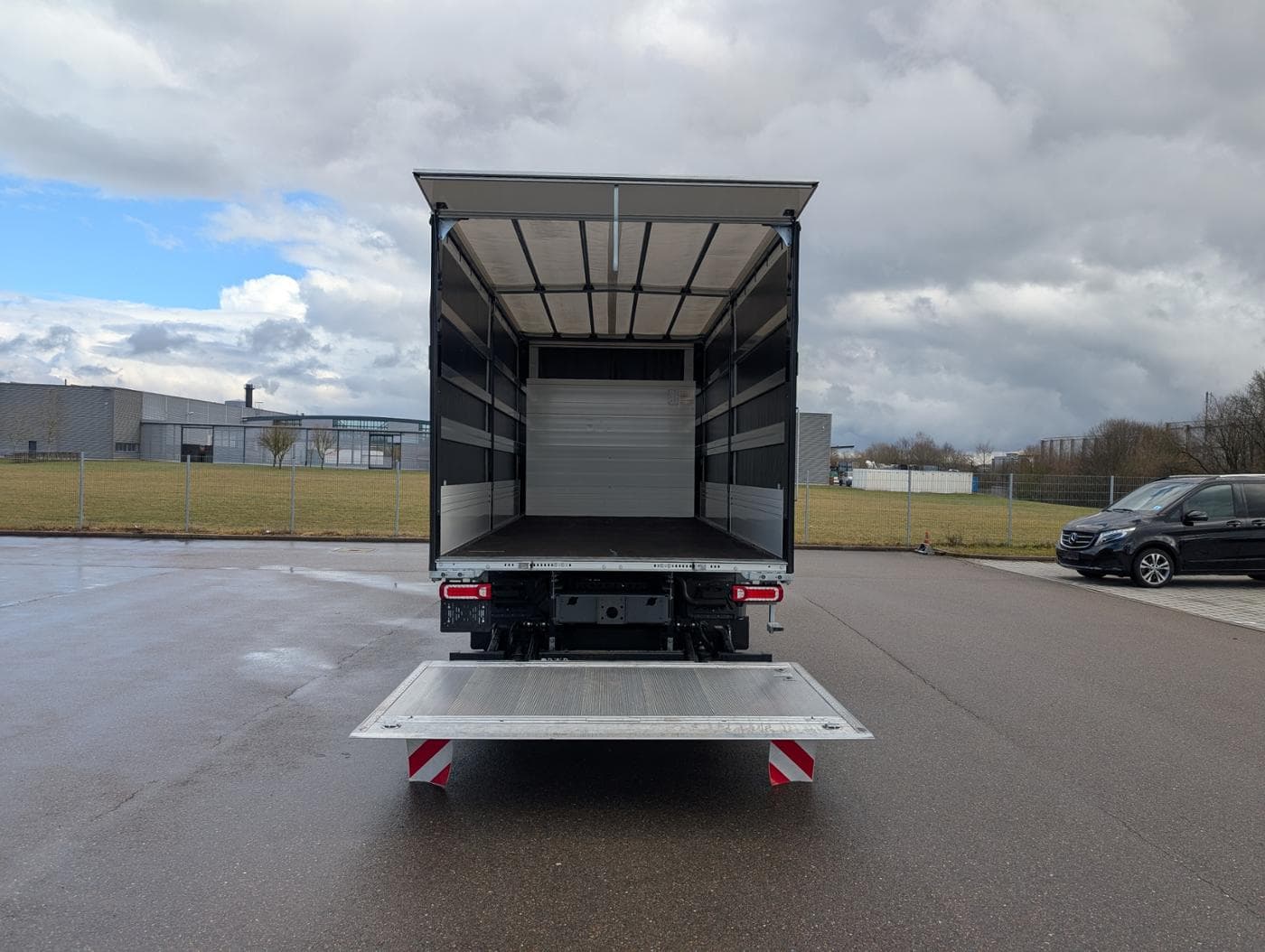Mercedes-Benz Atego 1223 L 4x2 Bild 8