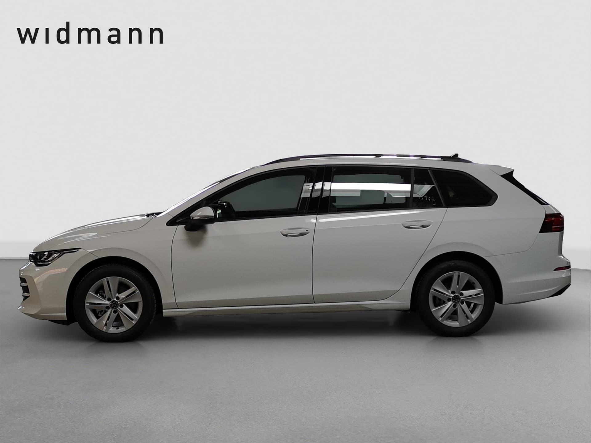 Volkswagen Golf Variant Life 1.5 l eTSI OPF DSG Bild 5
