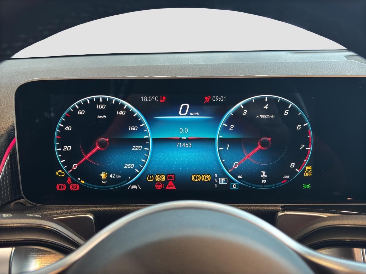 Mercedes-Benz GLB 250 Bild 11