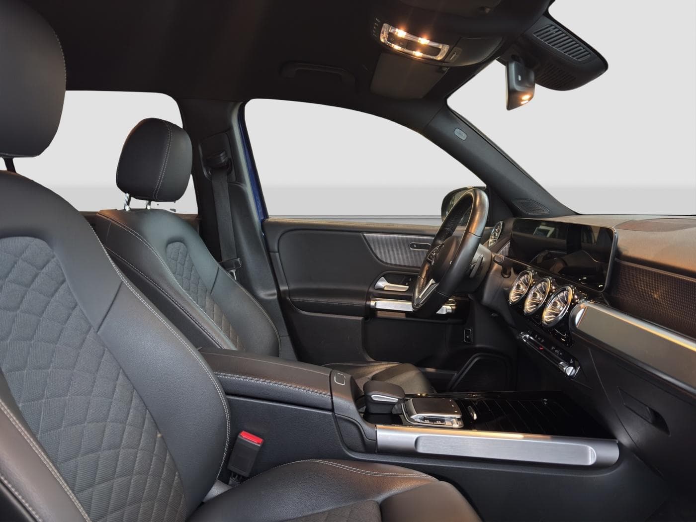 Mercedes-Benz GLB 250 Bild 15