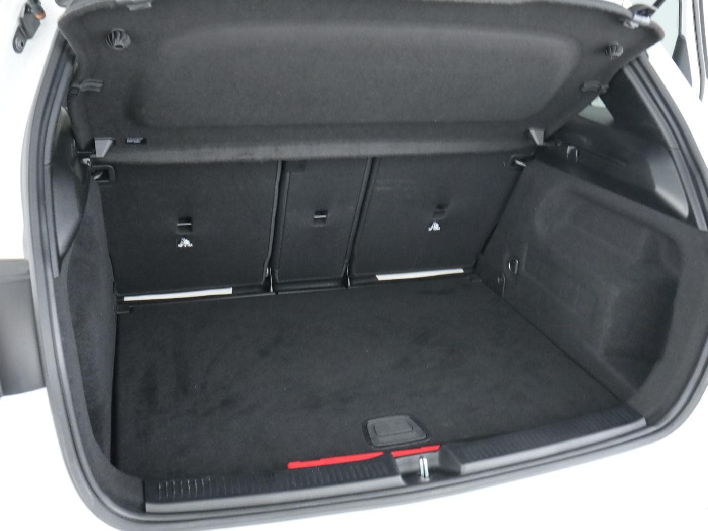 Mercedes-Benz B 250 e Bild 23