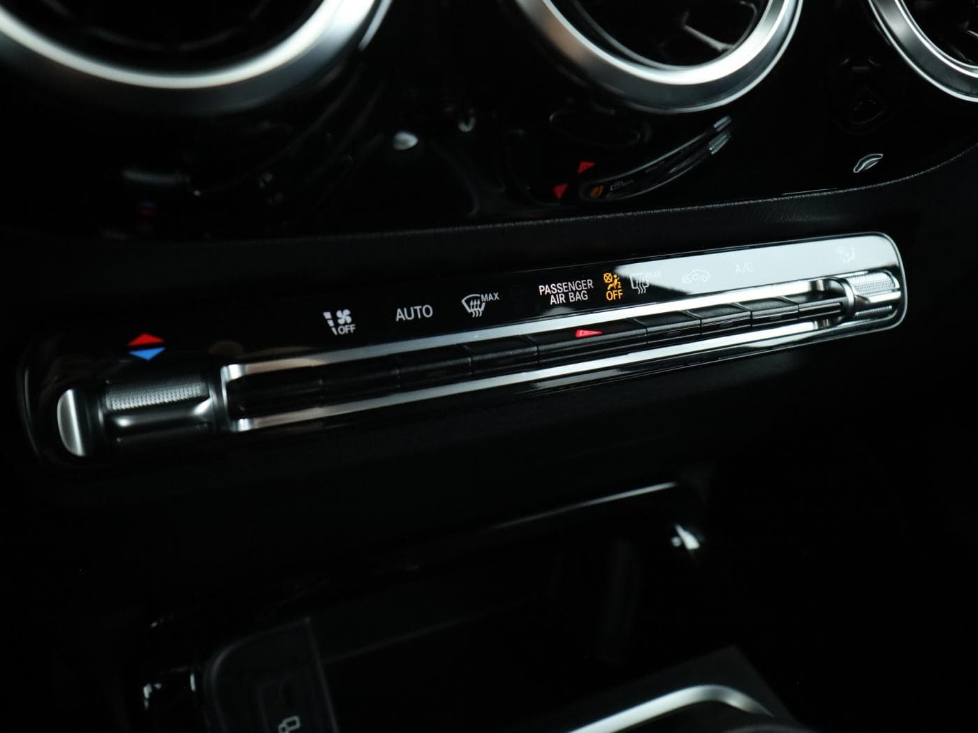 Mercedes-Benz B 180 d Bild 14