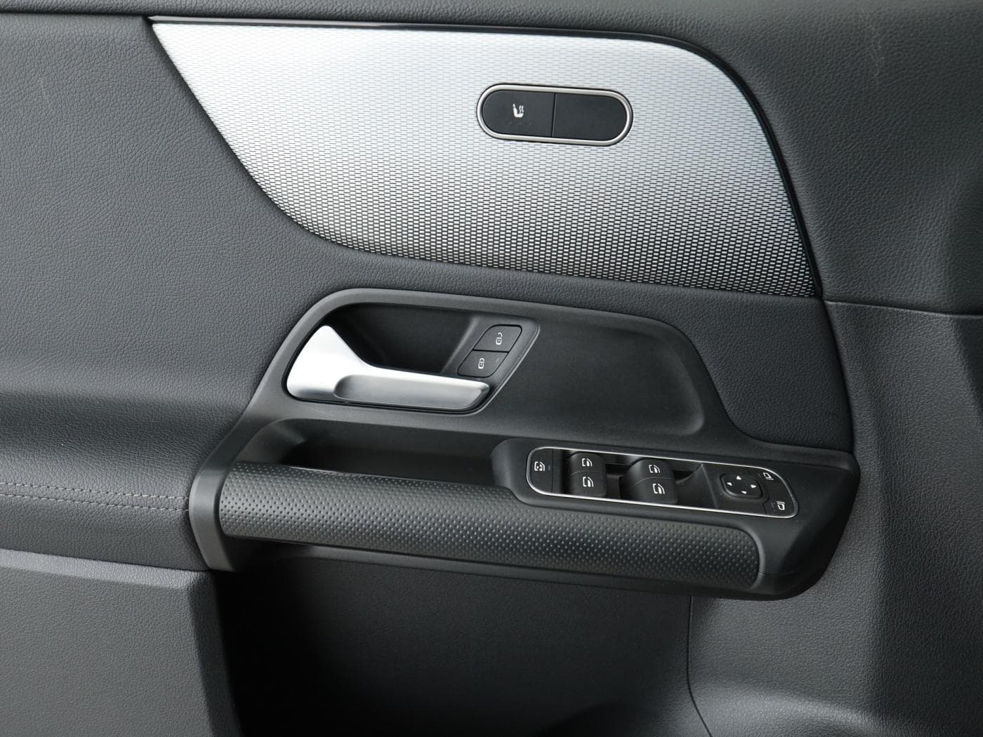 Mercedes-Benz B 180 d Bild 20