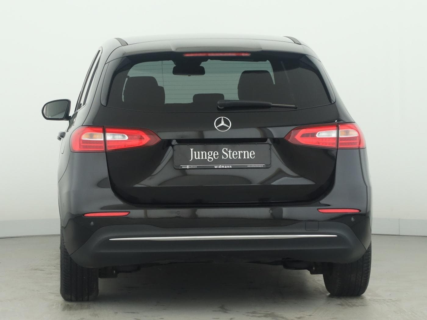 Mercedes-Benz B 180 d Bild 4