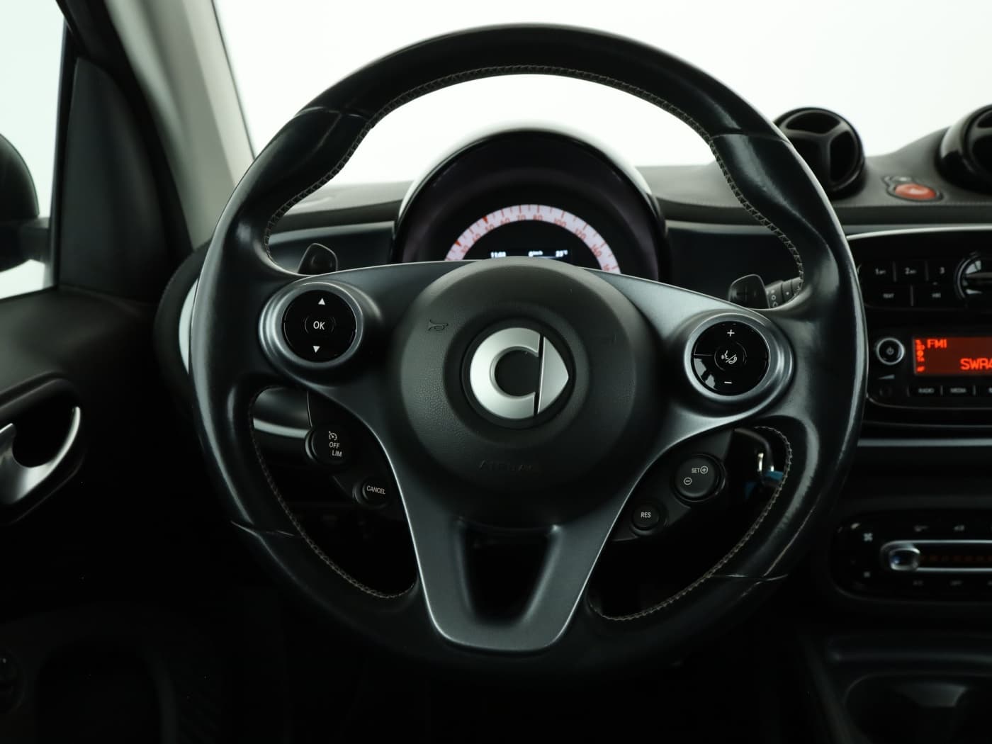 Smart fortwo cabrio 66 kW turbo Bild 11