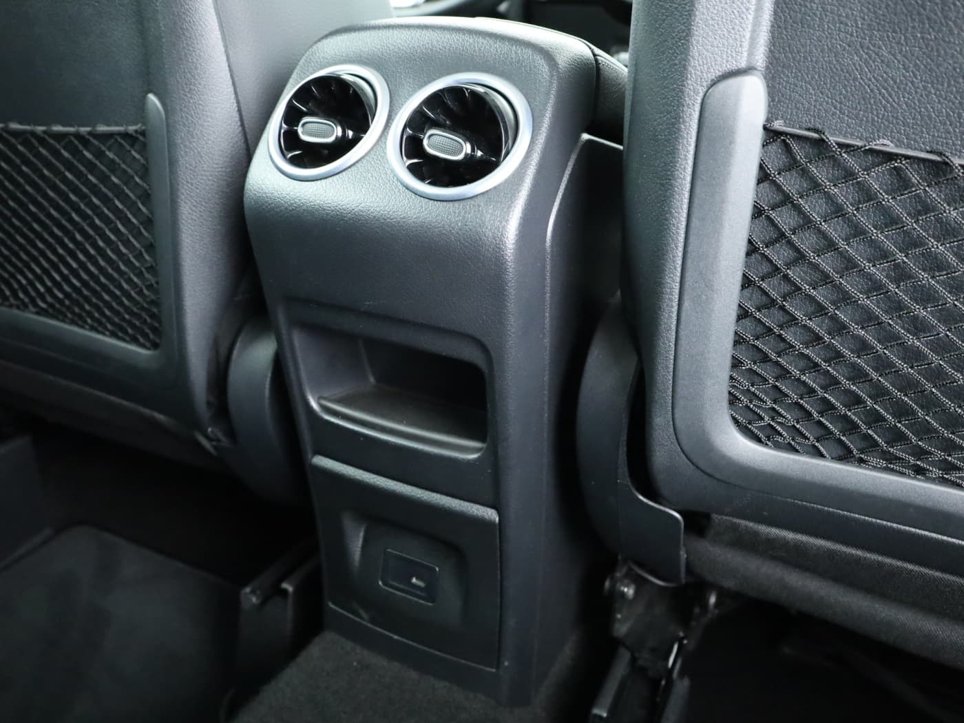 Mercedes-Benz B 200 Bild 23