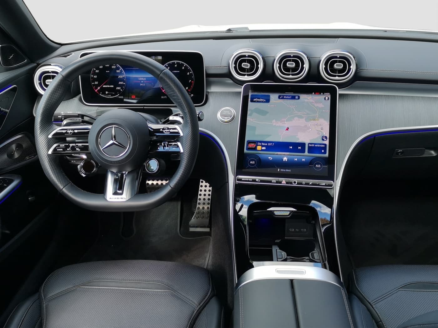 Mercedes-Benz C 43 AMG 4M Bild 9