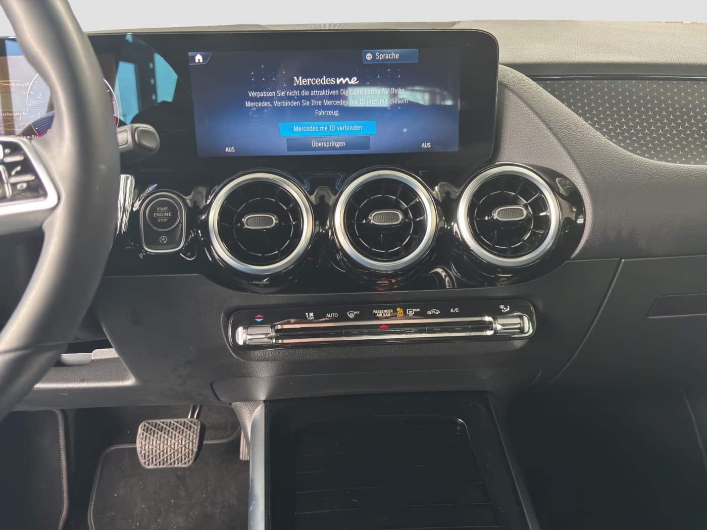 Mercedes-Benz B 180 Bild 12