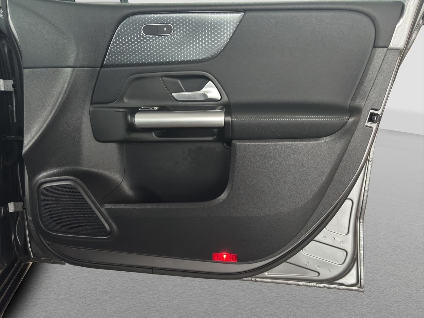 Mercedes-Benz B 180 Bild 14