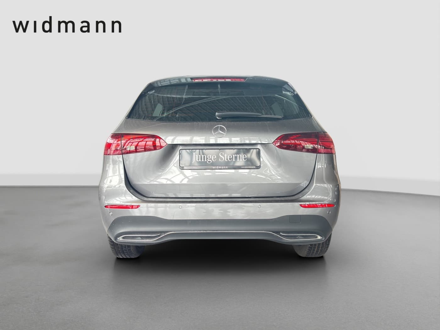 Mercedes-Benz B 180 Bild 4