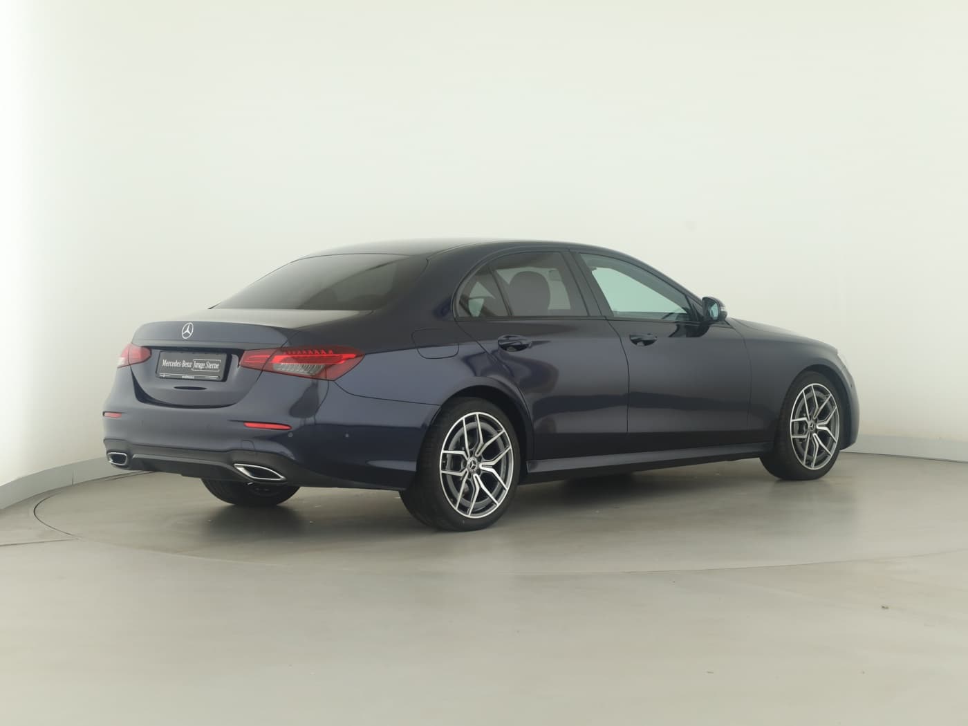 Mercedes-Benz E 220 d Bild 6