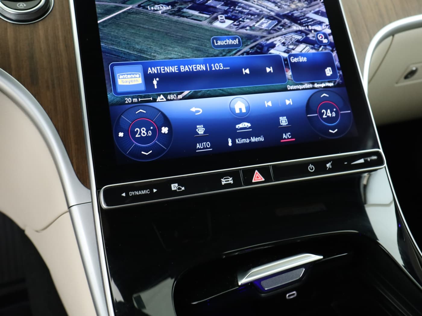 Mercedes-Benz C 300 d T Bild 14