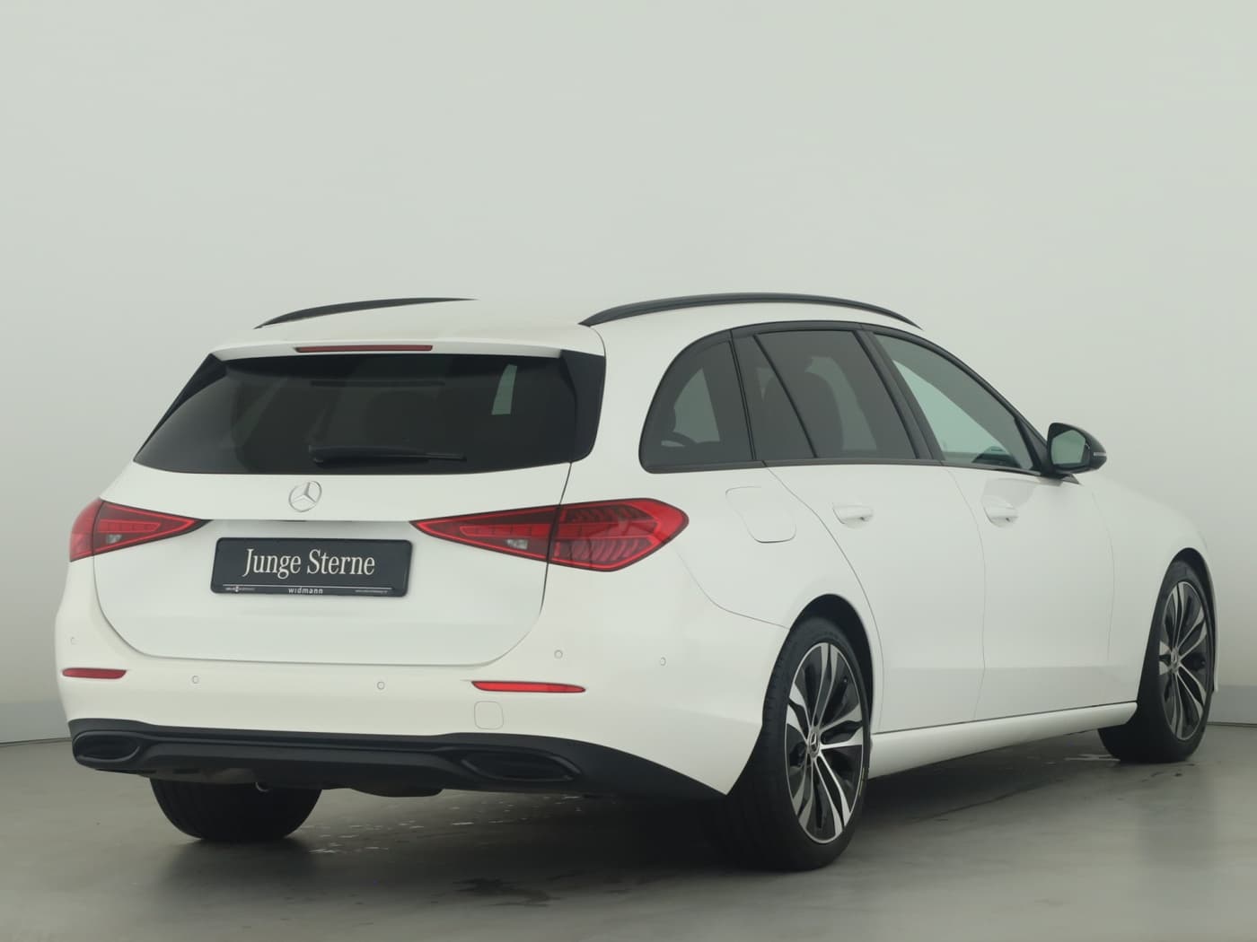 Mercedes-Benz C 300 d T Bild 2