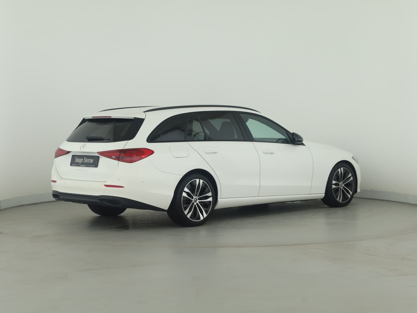 Mercedes-Benz C 300 d T Bild 6