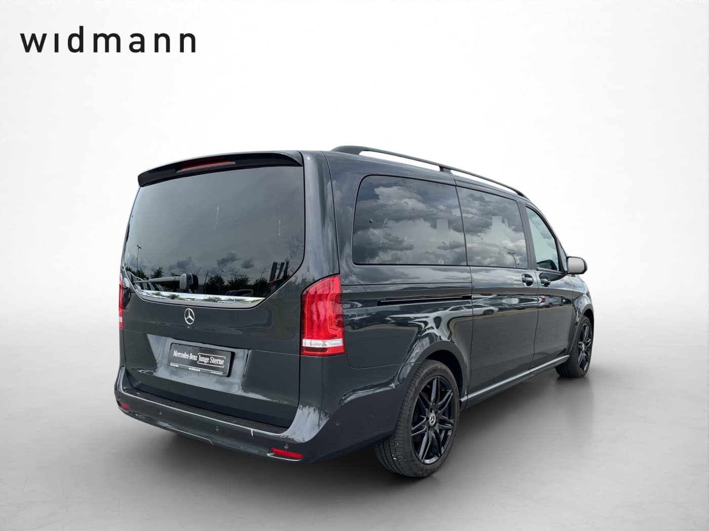 Mercedes-Benz V 300 d 4MATIC EXCLUSIVE EDITION AMG Bild 3