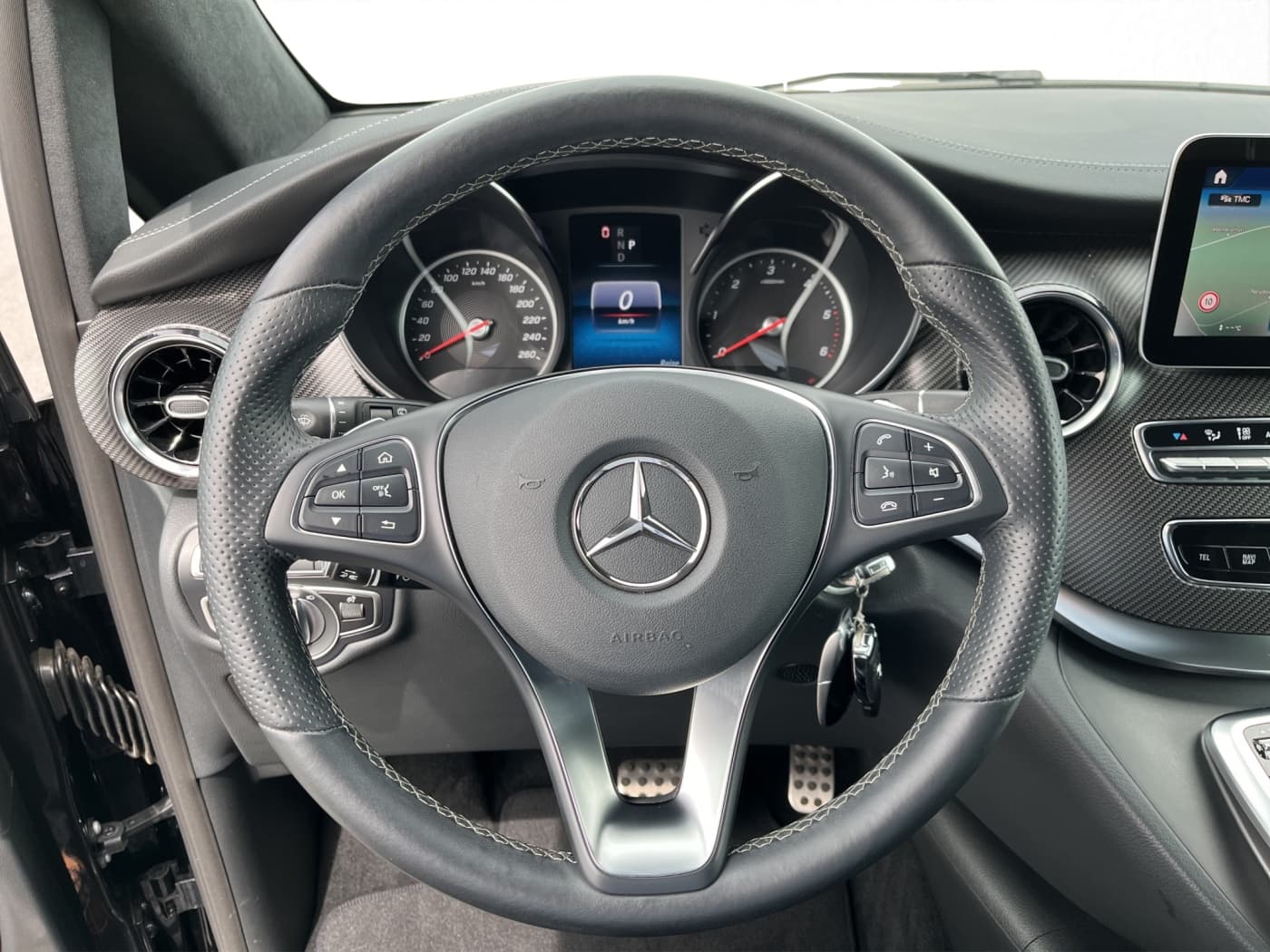 Mercedes-Benz V 300 d 4MATIC EXCLUSIVE EDITION AMG Bild 9