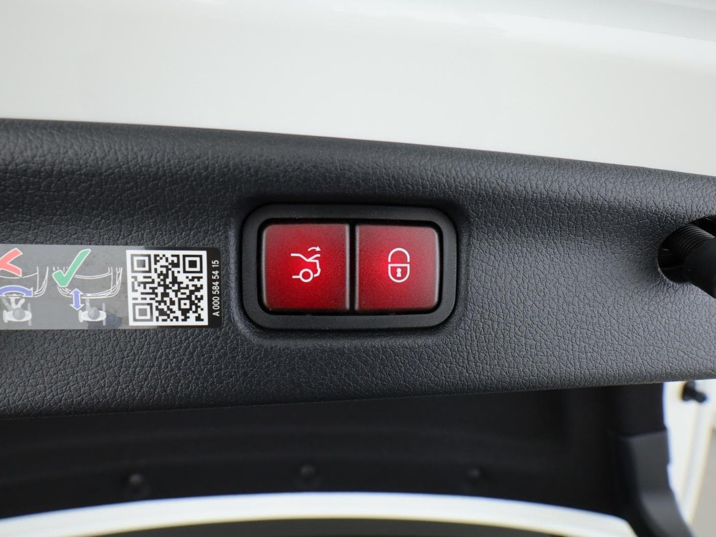 Mercedes-Benz C 200 Bild 25