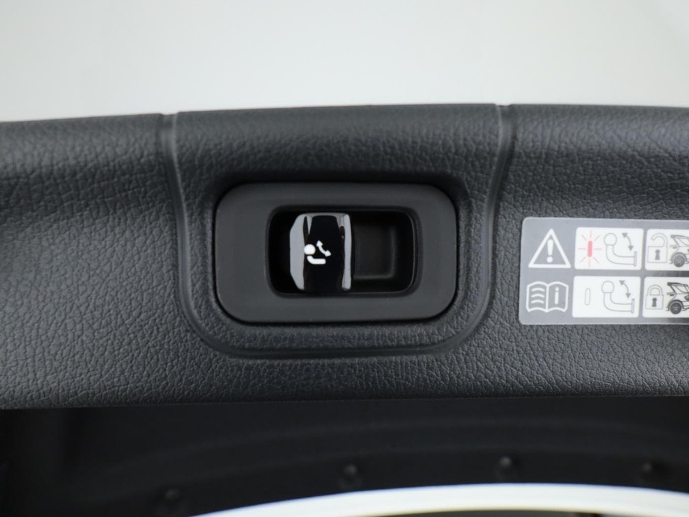 Mercedes-Benz C 200 Bild 26