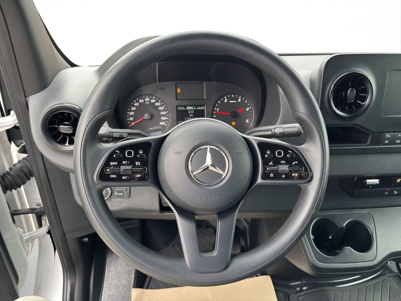 Mercedes-Benz Sprinter 317 CDI Kasten Bild 10