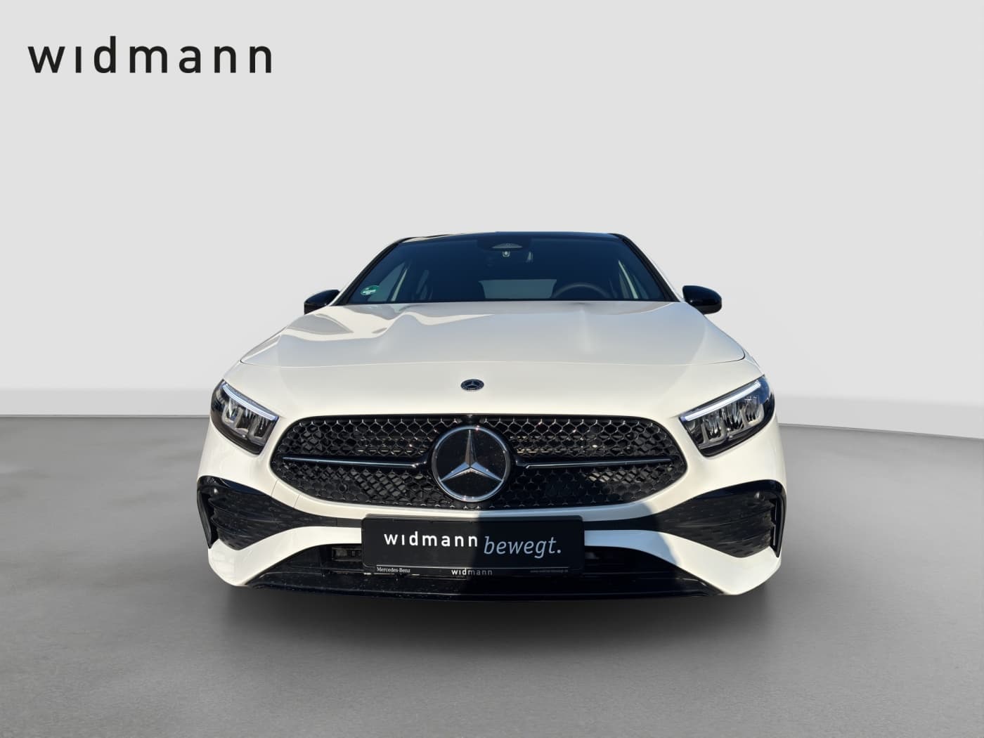 Mercedes-Benz A180 Bild 2