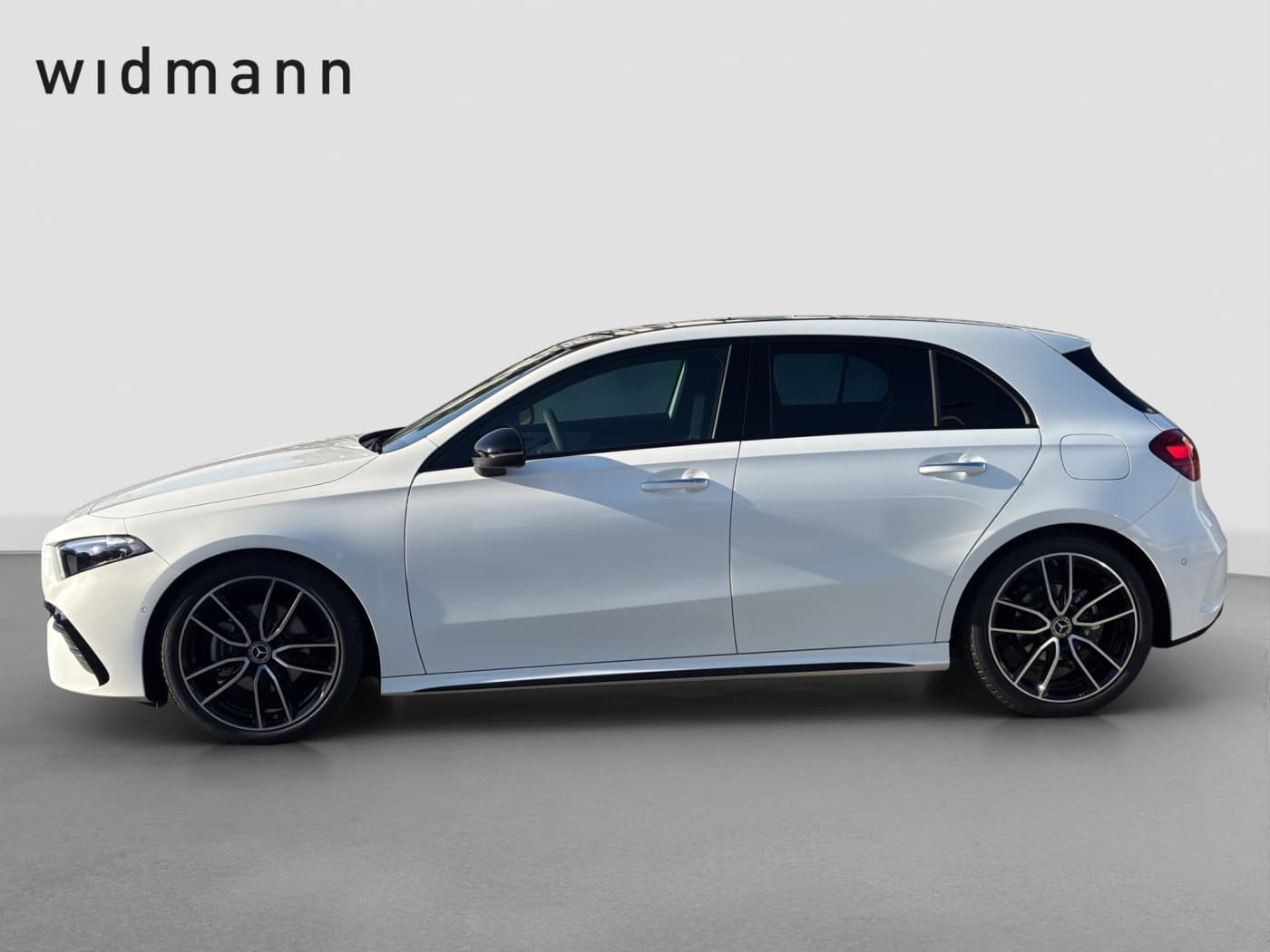 Mercedes-Benz A180 Bild 5