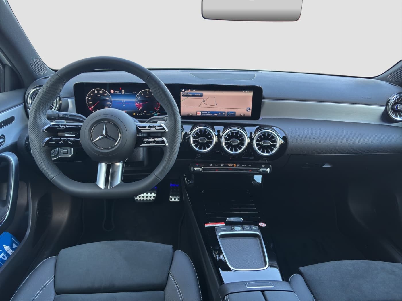 Mercedes-Benz A180 Bild 9