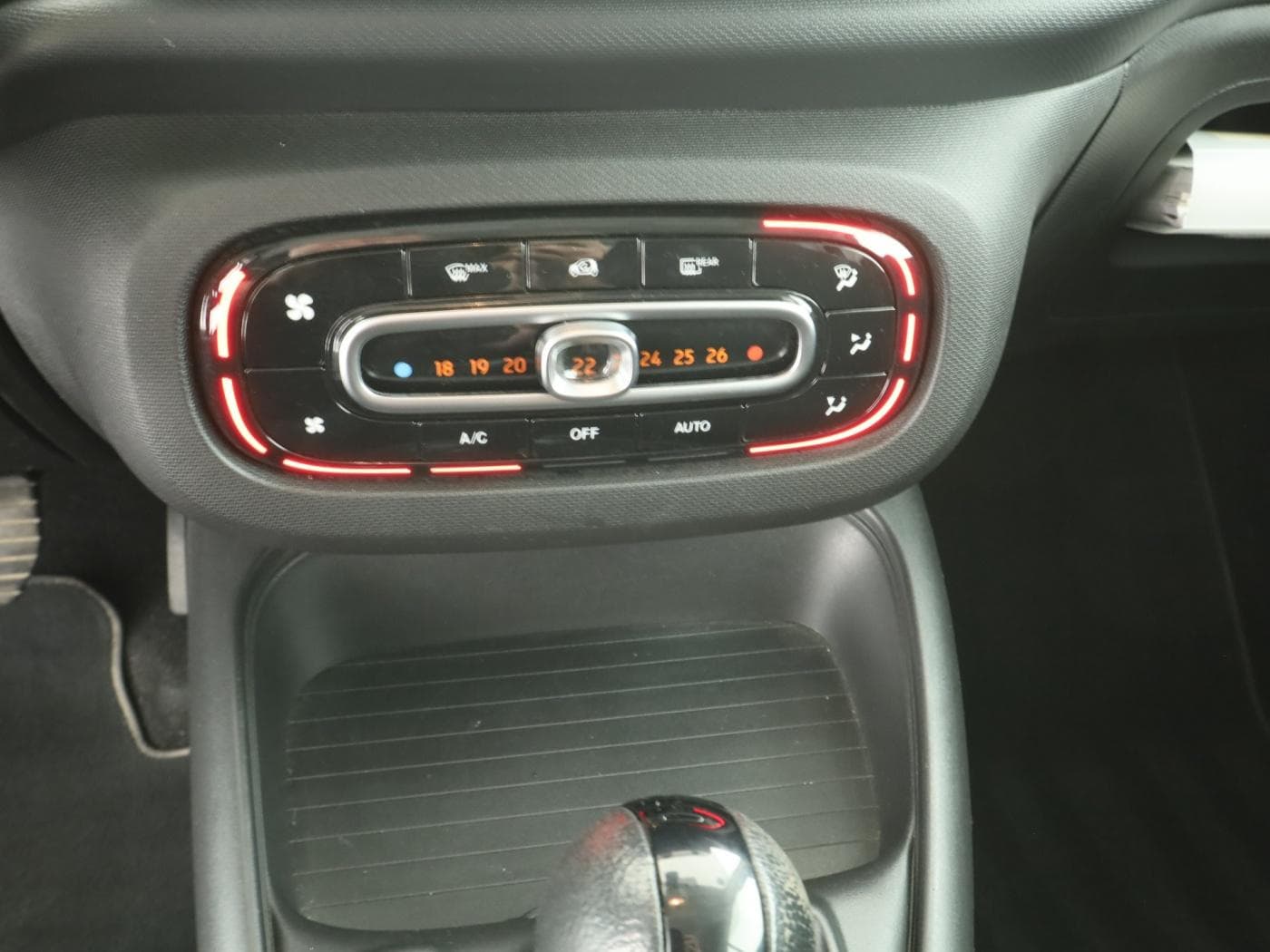 Smart fortwo EQ Bild 14