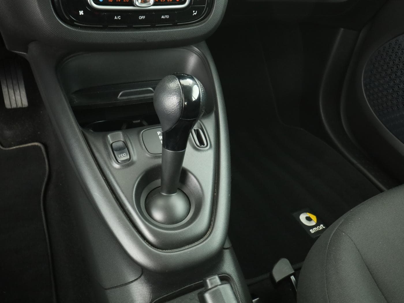 Smart fortwo EQ Bild 15