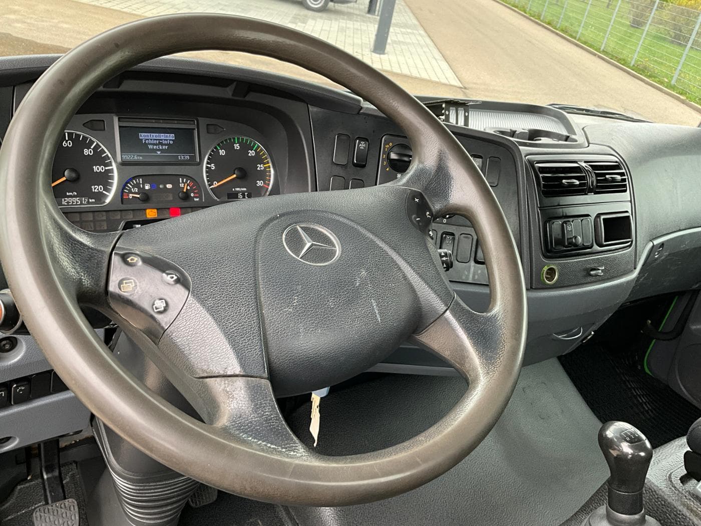 Mercedes-Benz Atego 822 K Bild 12