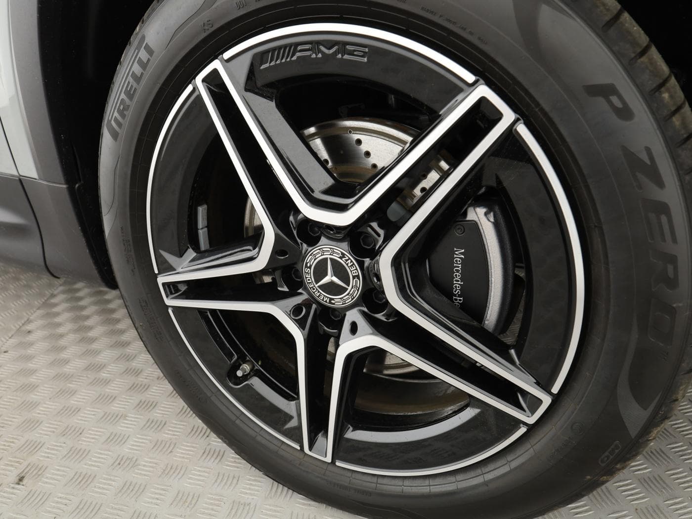 Mercedes-Benz GLB 200 d 4MATIC Bild 21