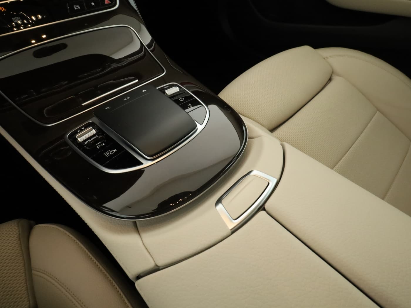 Mercedes-Benz E 300 de 4M T Bild 15