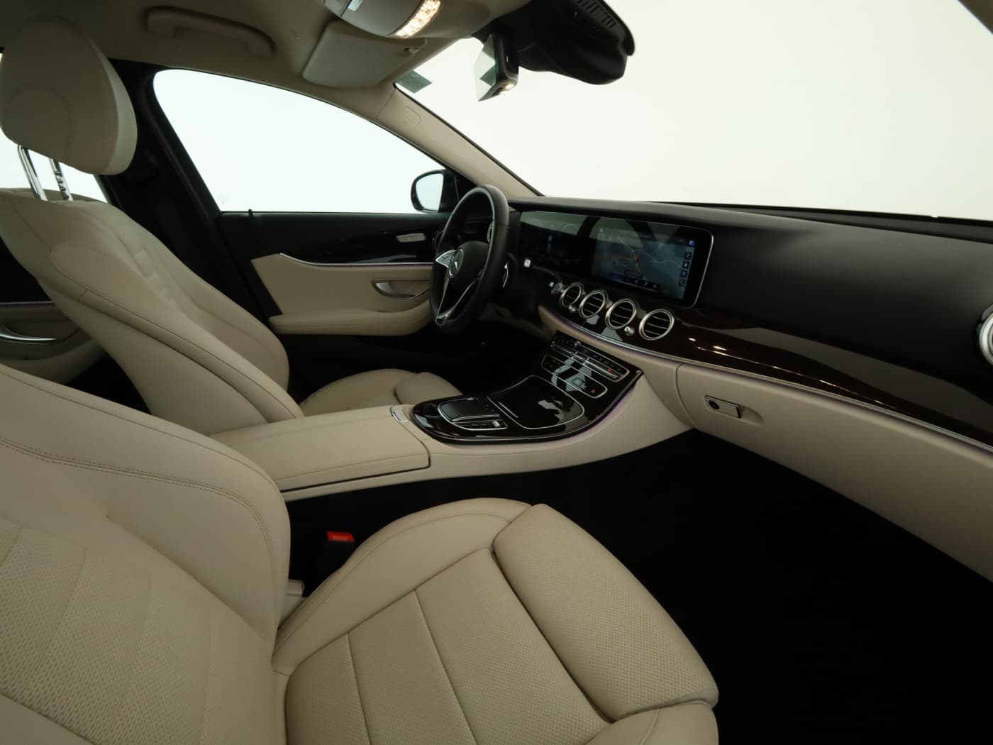 Mercedes-Benz E 300 de 4M T Bild 17